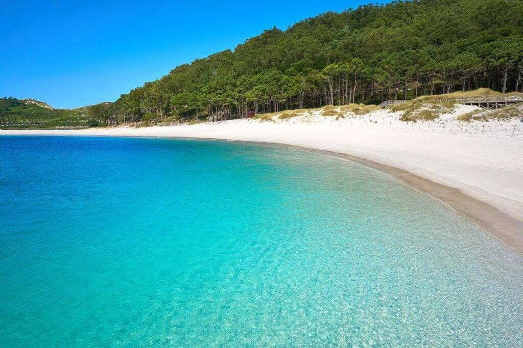 Апартаменты Primera Linea De Playa Rias Baixas, Моания Экстерьер фото